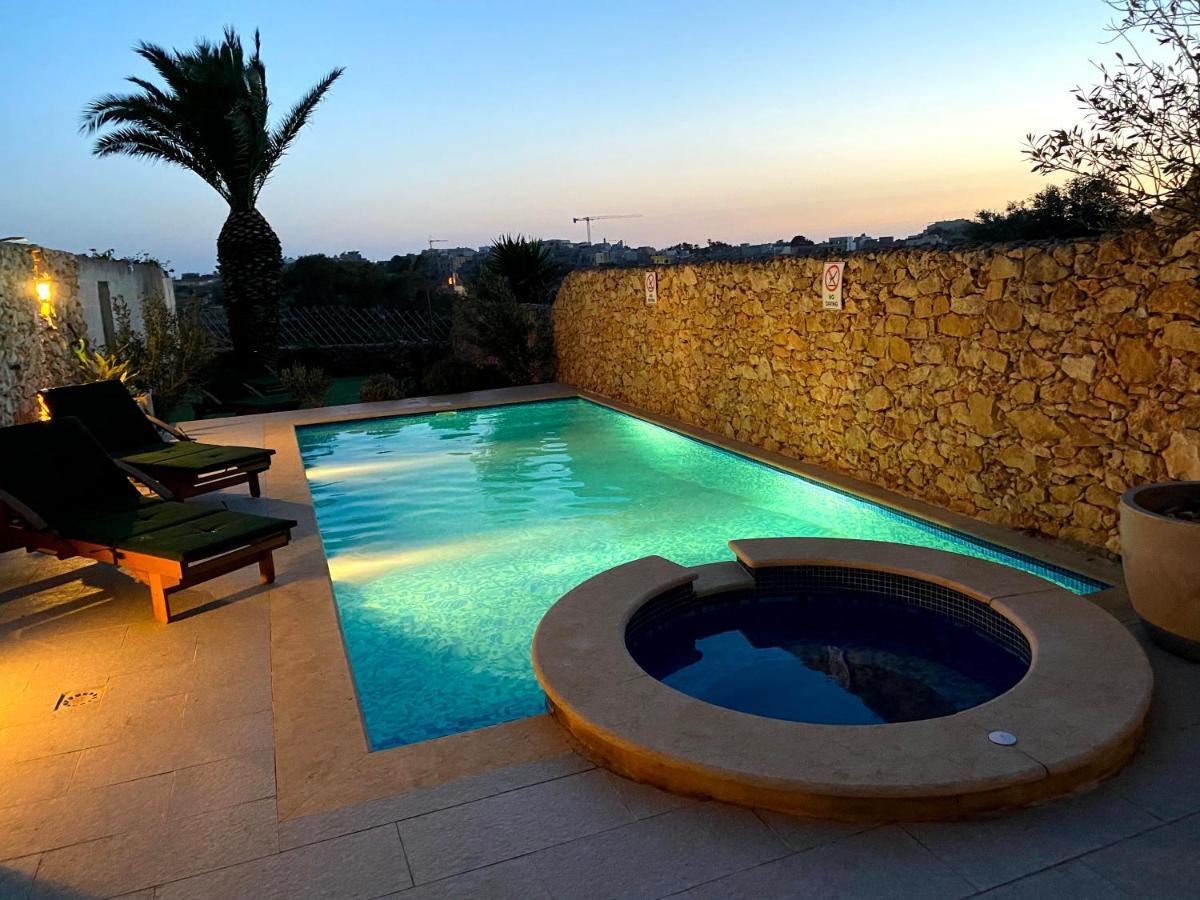 Sunset Farmhouse Villa Għarb Buitenkant foto